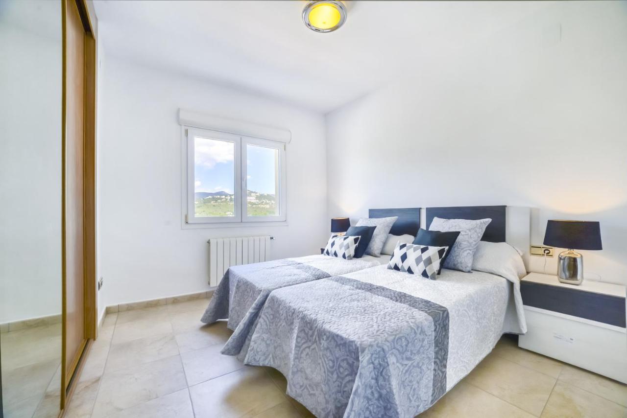 Villa Esperanza - Plusholiddays كاليبي المظهر الخارجي الصورة