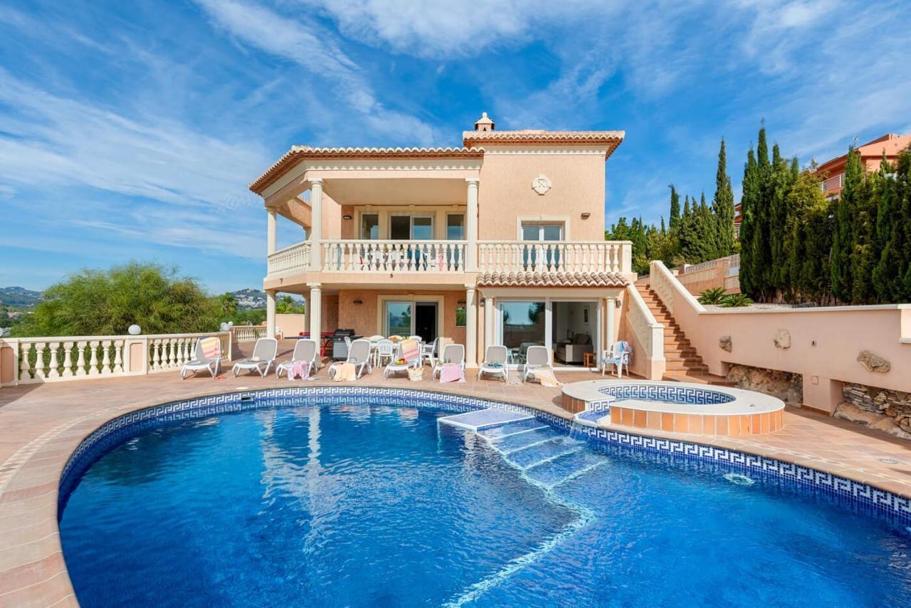 Villa Esperanza - Plusholiddays كاليبي المظهر الخارجي الصورة